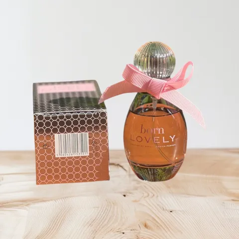 Nước Hoa Nữ Born Lovely Sarah Jessica Parker EDP 30ml - Hương Hoa Ngọt Ngào, Độc Đáo và Quyến Rũ, Tươi Mát Cả Ngày