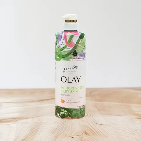Sữa tắm Olay Fearless Restores Soft Silky Skin Body Wash 591ml hàng Mỹ