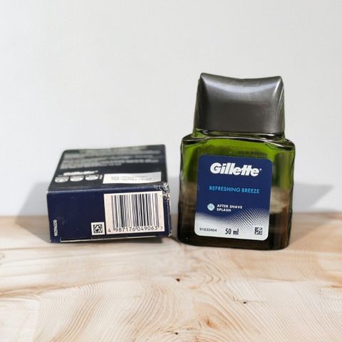 Dưỡng da sau cạo râu Gillette refreshing breeze after Shave Splash 50ml 297207