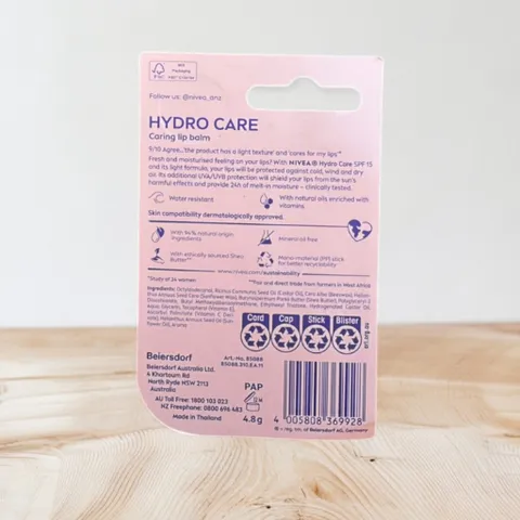 Son dưỡng môi SPF15 Nivea Hydro Care - Dưỡng ẩm, chống khô nứt nẻ, bảo vệ môi dưới nắng, 4.8g