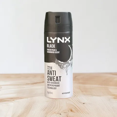 Xịt khử mùi Lynx Black Frozen Pear & Cedarwood Scent 72h Anti Sweat 165ml