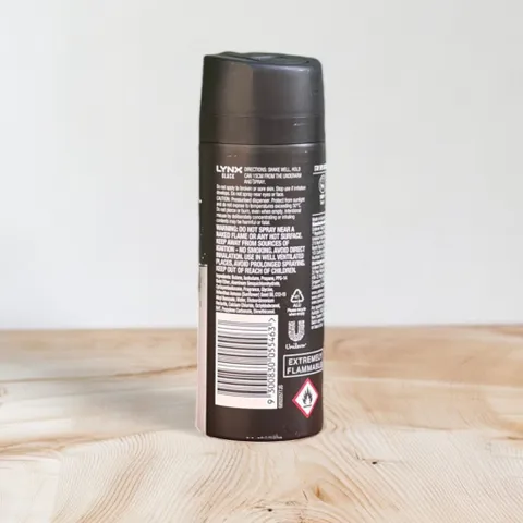Xịt khử mùi Lynx Black Frozen Pear & Cedarwood Scent 72h Anti Sweat 165ml