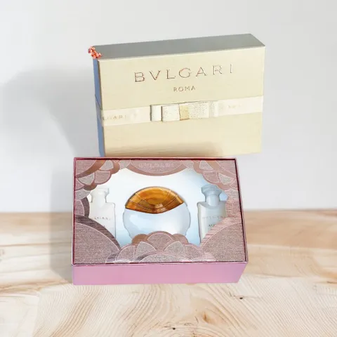 Set nước hoa nữ Bvlgari Roma AQVA Divina gồm lotion 40ml + nước hoa 40ml + gel tắm 40ml
