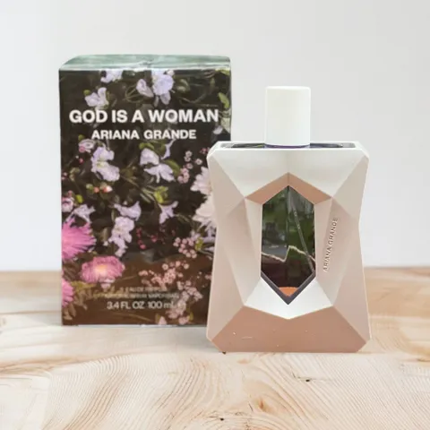 Nước hoa nữ Ariana Grande God is a Woman EDP 100ml - Hương thơm quyến rũ và sang trọng cho phái đẹp