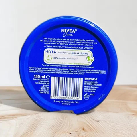 Kem dưỡng ẩm Nivea Creme 150ml 297435