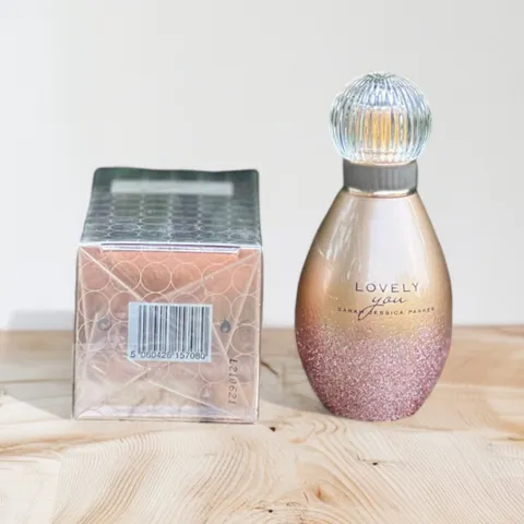 Nước Hoa Nữ Lovely You Sarah Jessica Parker EDP 30ml - Hương Thơm Quyến Rũ và Tươi Mát Cho Phái Đẹp