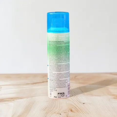 Gel bọt cạo lông Gillette Venus Satin Care Sensitive Skin Shave Gel 195g dành cho da nhạy cảm hàng Úc