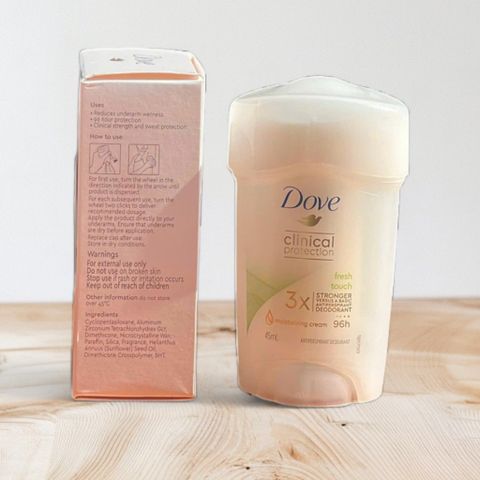 Lăn Khử Mùi Nữ Dove Women Clinic Cream Fresh Touch 45ml - Chống Mồ Hôi, Hương Thơm Nữ Tính, Sản Phẩm Chính Hãng