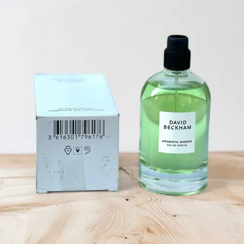 Bản tester nước hoa nam David Beckham Aromatic Greens Eau De Parfum 100ml