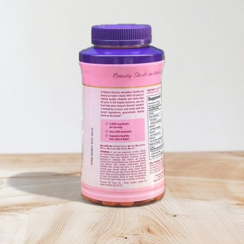 Kẹo Dẻo Hỗ Trợ Mọc Tóc Hair Skin Nails Nature's Bounty 6000mcg - Ngăn Rụng Tóc, Chăm Sóc Tóc và Móng 230 Viên