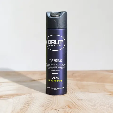Xịt khử mùi cho nam Brut Adventure 72Hr Earth Anti Perspirant 130g