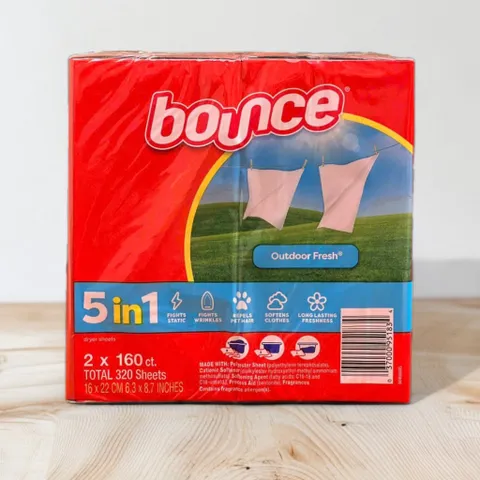 Giấy thơm Bounce của Mỹ - Set 320 tờ cao cấp, hương thơm tự nhiên, phẩm chất đảm bảo, tiện lợi cho gia đình và công việc.