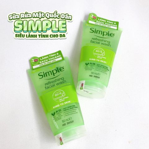 Sữa Rữa Mặt Simple Kind To Skin Refreshing Facial 150ml - Tẩy Trang Hiệu Quả, Phù Hợp Cho Mọi Loại Da