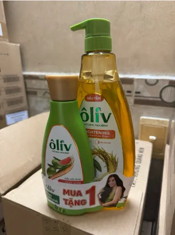 Dầu Gội Oliv Natural Nourish 650ml - Chăm Sóc Tóc Khỏe Mạnh Từ Tinh Dầu Oliu và Thảo Mộc, Phù Hợp Với Mọi Loại Tóc