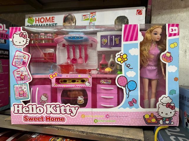 Bộ Đồ Chơi Nhập Vai Tủ Bếp 3 Ngăn Hello Kitty Có Đèn và Âm Thanh - Đồ Chơi Nấu Ăn Dành Cho Trẻ Em Thú Vị