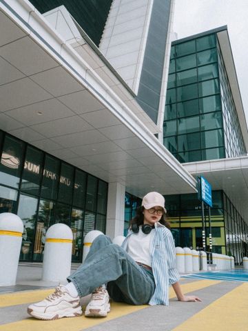 Quần Jean Ống Rộng Nữ Baggy Eo Cao Chất Liệu Cotton Bền Màu Wash Xám - Phong Cách Thời Trang Cực Chất