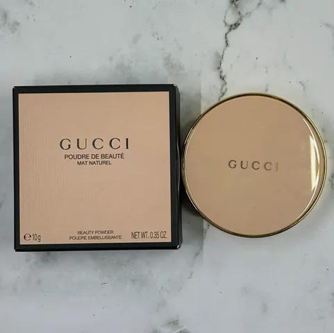 Phấn Phủ Gucci 01 Poudre De Beaute Mat Naturel 10G - Phấn Trang Điểm Sang Trọng Che Phủ Hoàn Hảo, Duy Trì Độ Bền Lâu Dài