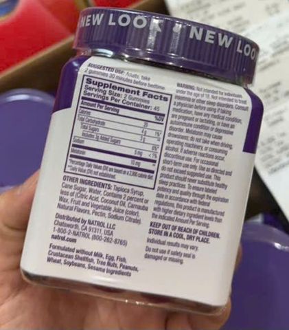 Kẹo Dẻo Ngủ Ngon Natrol 10mg Vị Dâu, Hỗ Trợ Giấc Ngủ Sâu, Khó Ngủ, 90 Viên - Hàng Nhập Mỹ, Dễ Uống, Tự Nhiên