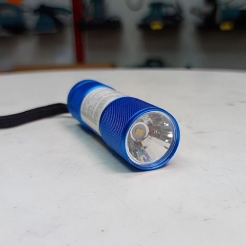 Đèn cầm tay 50Lm Wadfow WFL2J03 - Đèn pin chiếu xa 30m, thiết kế nhỏ gọn, sử dụng pin AAA, hoàn hảo cho hoạt động ngoài trời.