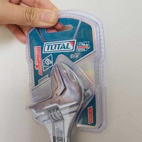 Mỏ Lết 8 Inch Cán Cao Su Mềm Thép Cr-V TOTAL THT101086 - Dụng Cụ Sửa Chữa Chất Lượng Cao, Kích Thước Điều Chỉnh 0-30mm
