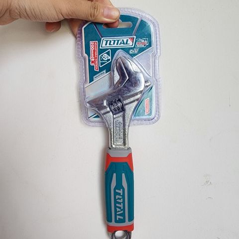 Mỏ Lết 8 Inch Cán Cao Su Mềm Thép Cr-V TOTAL THT101086 - Dụng Cụ Sửa Chữa Chất Lượng Cao, Kích Thước Điều Chỉnh 0-30mm