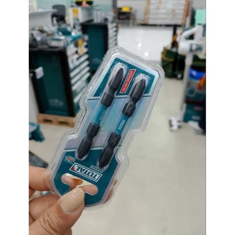 Bộ 2 Mũi Bắt Vít Có Nam Châm PH2 65mm Total TACIM72PH265 - Thép Công Nghiệp S2, Độ Bền Cao, Dụng Cụ Tiện Ích Cho Thợ Sửa Chữa