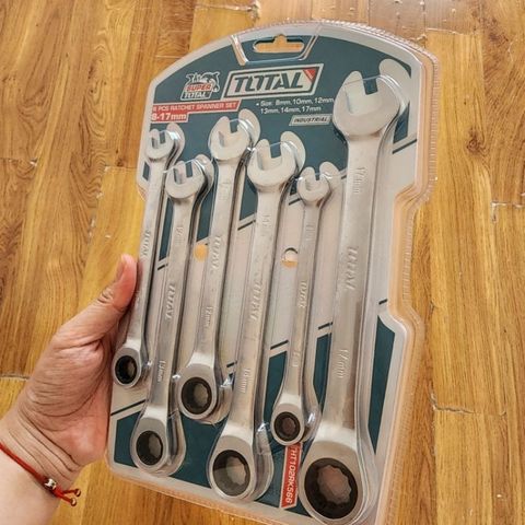 Bộ 6 Cờ Lê Vòng Miệng Tự Động TOTAL THT102RK566 - Chất Liệu Cr-V Bóng Đẹp, Kích Thước 8-17mm, Thiết Kế 2 Chiều Tiện Lợi
