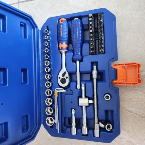 Bộ Dụng Cụ Đa Năng WADFOW WST4D45 - 45 Chi Tiết Tay Vặn Đầu Tuýp 1/4