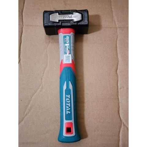 Búa Tạ Total THSTH61000 1kg - Công Cụ Xử Lý Nhiệt, Thép Carbon Chắc Chắn, Tay Cầm Sợi Thủy Tinh Thiết Kế Thoải Mái