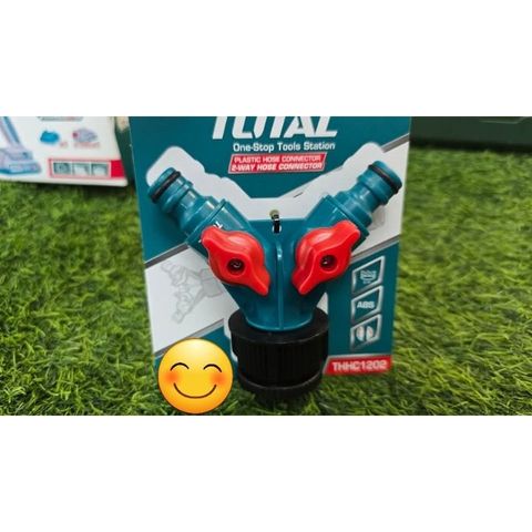 Bộ Chia Ống Nước 3/4 inch Sang 1/2 inch TOTAL THHC1202 - Đầu Nối 2 Chiều Nhựa Có Nút Ngắt và Nút Xoay