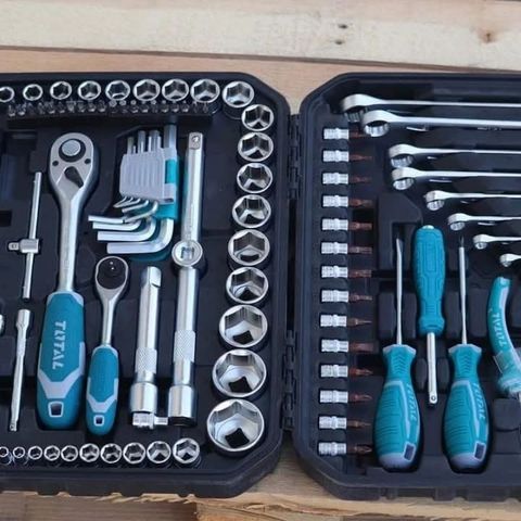 Bộ Đồ Nghề 100 Chi Tiết Total THKTHP21006 - Bộ Dụng Cụ Chuyên Nghiệp Hữu Ích và Đáng Tin Cậy cho Thợ Cơ Khí và DIY