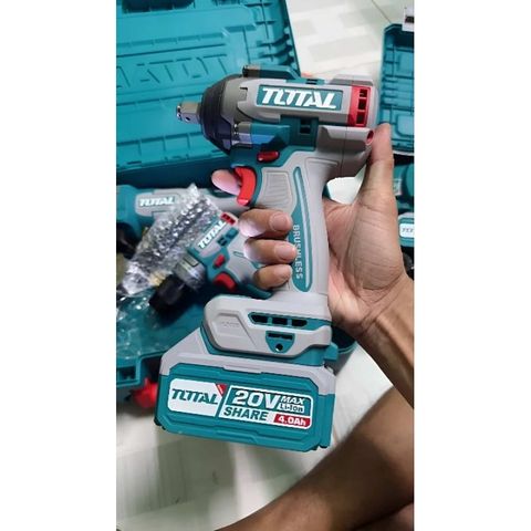 Máy siết bu lông không dây 20V Total TIWLI20501 - 500Nm mô-men xoắn, mô tơ không chổi than, đèn làm việc tích hợp, phụ kiện đa dạng