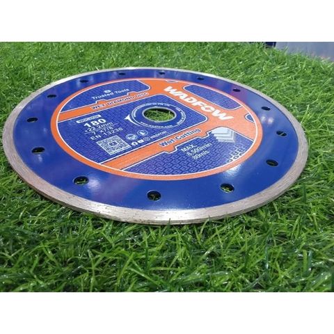 Lưỡi cắt gạch ướt Wadfow 180x22.2mm - Độ bền cao, phù hợp cắt gạch nhanh chóng, bảo hành 6 tháng, đóng gói vỉ đôi tiện lợi.