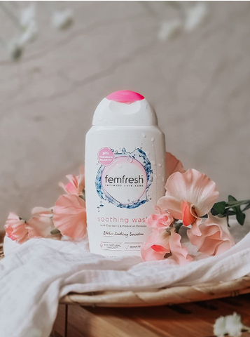 Dung Dịch Vệ Sinh Phụ Nữ Femfresh Intimate Skin Care Soothing Wash, 250ml