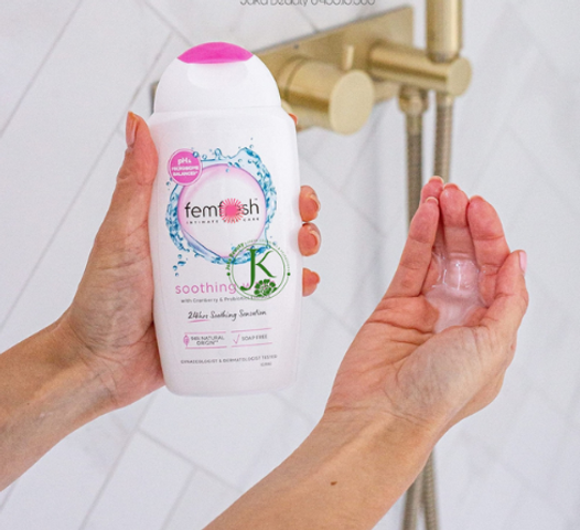Dung Dịch Vệ Sinh Phụ Nữ Femfresh Intimate Skin Care Soothing Wash, 250ml