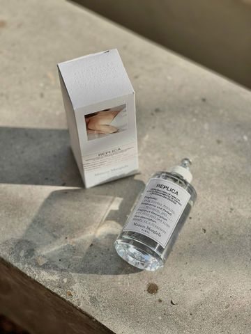 Nước Hoa Unisex Maison Margiela Replica Lazy Sunday Morning EDT 100ml - Hương Hoa Cỏ, Gỗ Xạ Hương Tươi Mát, Sang Trọng