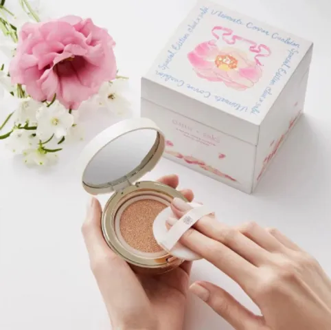 phấn nước Ohui Ultimate Cover Lifting Cushion