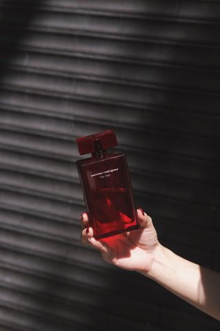 Nước Hoa Nữ Narciso Rodriguez For Her EDP Intense 100ml - Hương thơm gợi cảm, quyến rũ, phong cách sang trọng, hoàn hảo cho mọi dịp