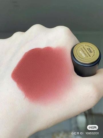 Son Lancome 200 L’Absolu Rouge Drama Matte - Son Môi Bền Màu, Chất Son Mịn Màng, Thiết Kế Sang Trọng, Thích Hợp Mọi Dịp