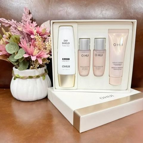 Bộ Chống Nắng Ohui Cao Cấp - Kem Chống Nắng, Sữa Rửa Mặt, Kem Dưỡng, Nước Hoa Hồng - Chăm Sóc Da Mềm Mại, Rạng Rỡ 4 Món