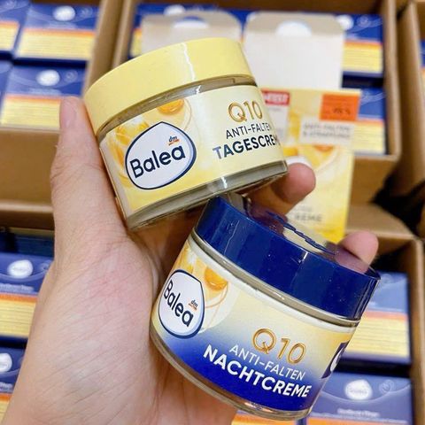 Cặp kem dưỡng ngày đêm xóa nhăn trẻ hóa da Balea Q10 Đức 50ml