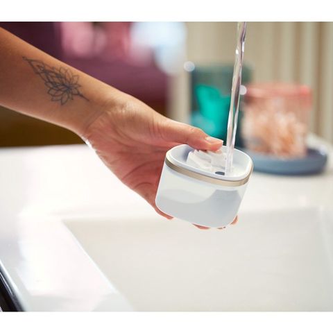 Máy ủi hơi nước cầm tay Philips STH3020 1000W - Bàn ủi mini gọn nhẹ, khử khuẩn, thuận tiện cho du lịch và sử dụng hàng ngày