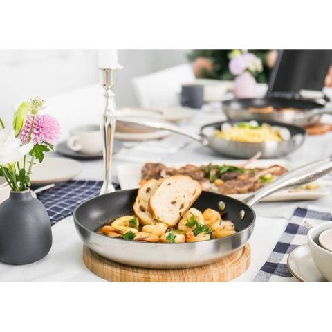 Chảo Chống Dính 7 Lớp Scanpan CTX 24cm - Dùng Bếp Từ, An Toàn PFOA, Bảo Hành Chống Dính 3 Năm, Thiết Kế Sang Trọng