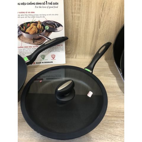 Chảo Chống Dính Scanpan IQ 26cm - An Toàn Cho Sức Khỏe, Dùng Bếp Từ, Lò Nướng, Bảo Hành 3 Năm, Thiết Kế Sang Trọng, Dễ Dàng Vệ Sinh