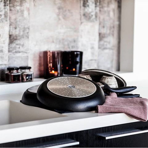 Chảo Chống Dính Scanpan IQ 24cm - Dùng Cho Bếp Từ, Bếp Gas, Bảo Hành 3 Năm - Dụng Cụ Nấu Nướng An Toàn, Thoải Mái