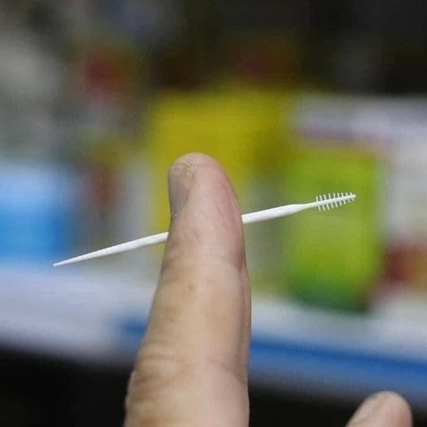 Tăm que nhựa Dontodent 150 chiếc - Làm sạch kẽ răng an toàn, nhẹ nhàng và bảo vệ răng miệng hiệu quả từ Đức