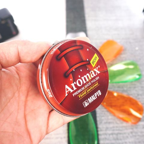 Combo Xi Đánh Giày Aromax Cao Cấp - Bảo Vệ Da Giày, Đón Gót Thủ Công Sừng Bò Nhập Khẩu, Dễ Dàng Sử Dụng