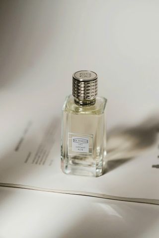 Nước Hoa Ex Nihilo Outcast Blue Eau De Parfum 10ml - Hương Thơm Sang Trọng, Độc Đáo, Phù Hợp Mọi Dịp