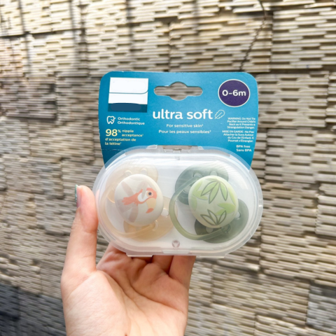 Ty Giả Philips Avent Ultra Soft/Air cho Bé 0-6 Tháng - Ty Chỉnh Nha Mềm Mại, Độc Hại BPA, Giúp Phát Triển Răng Miệng Tự Nhiên