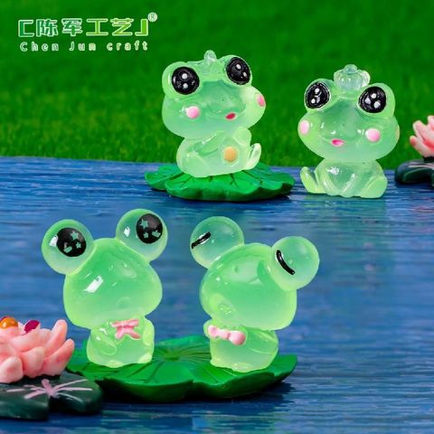 Tiểu Cảnh Ếch Dạ Quang Nhiều Kiểu - Trang Trí Bể Cá, Hồ Sen Đá An Toàn, Phát Sáng Đêm, Phụ Kiện Tiểu Cảnh Ấn Tượng